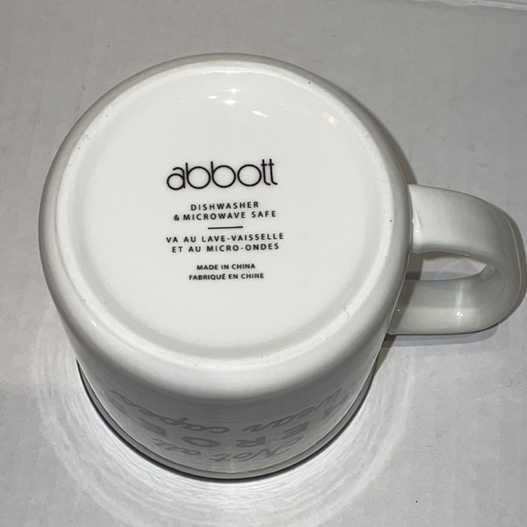 ‘Not All Heroes Wear Capes’ coffee mug. 14 oz - Picture 4 of 5